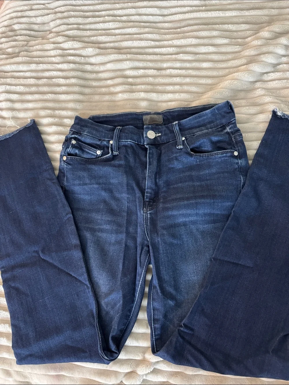 MOTHER Skinny Dark Indigo Stretch Jeans
